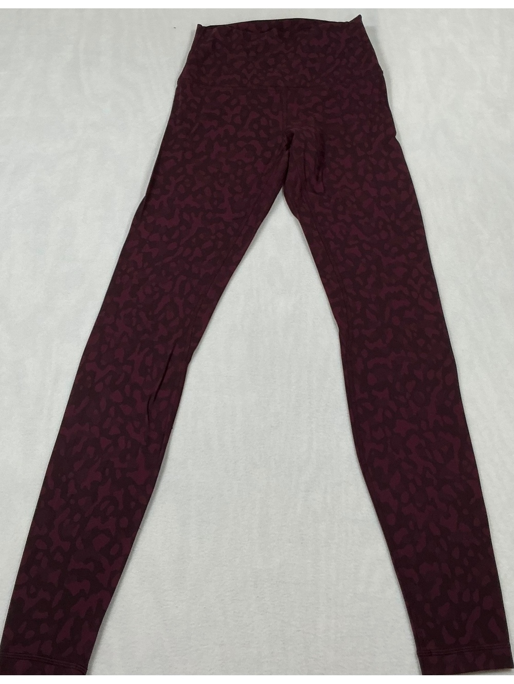 Lululemon Align High Rise Leggings 28” Burgundy Camo Print Women’s Size 4
